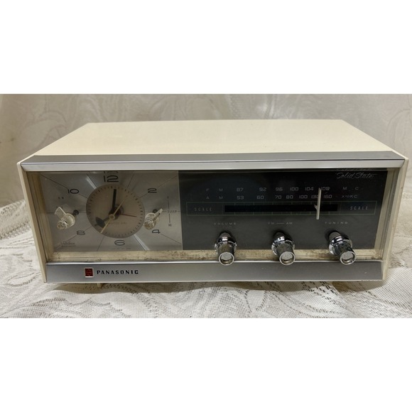 Vintage Panasonic FM AM Clock Radio Model RC-6017 Tabletop 7 Transistor Works - Picture 1 of 14